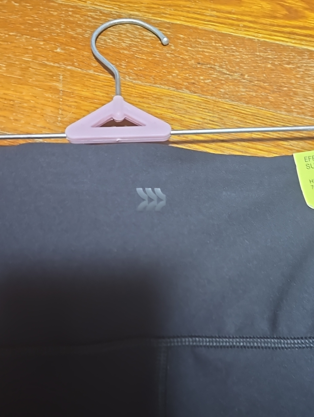 NWT All In Motion Size Med - Picture 2 of 7
